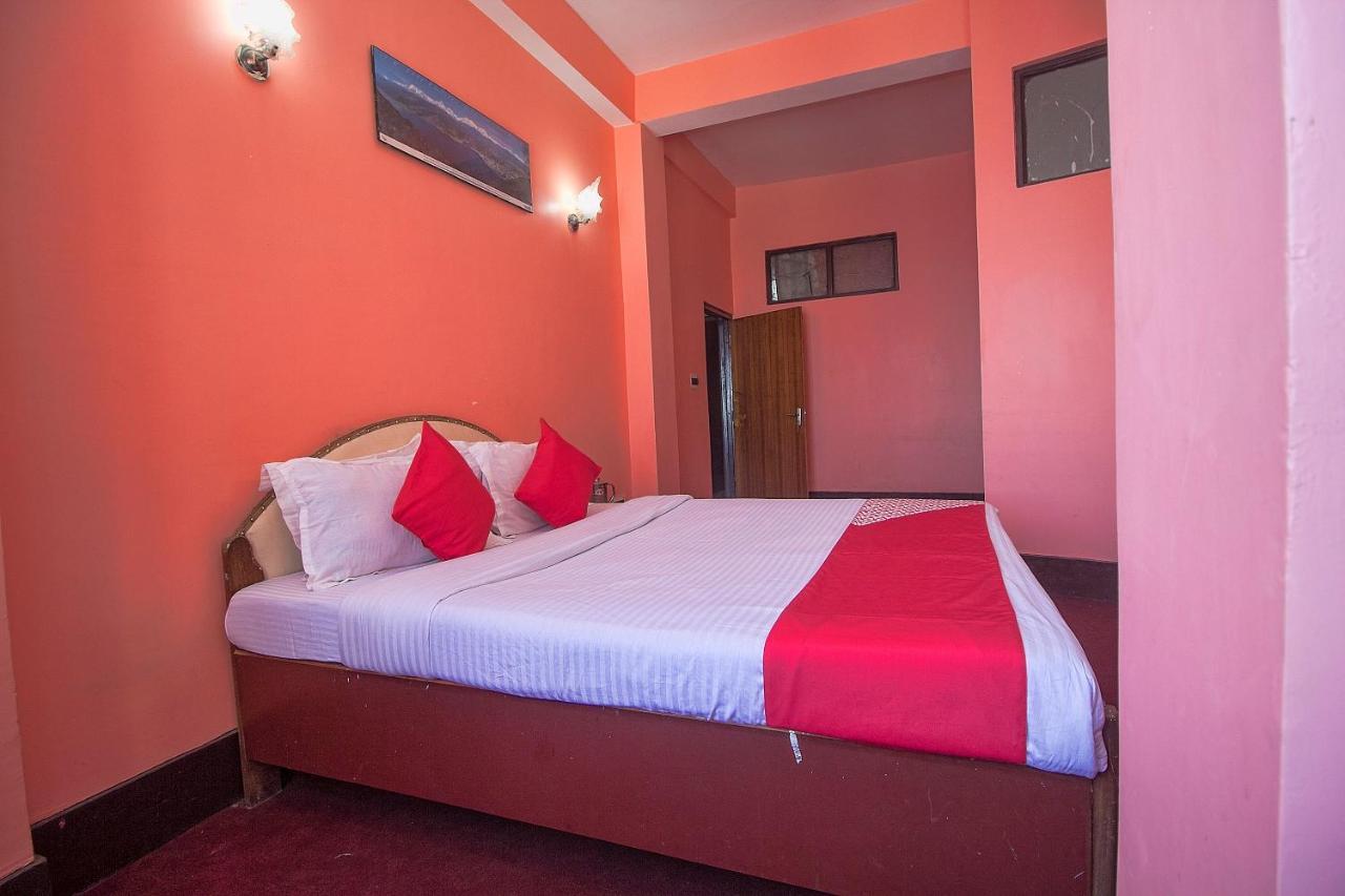 Oyo 23546 Pushpak Hotel ดาร์จีลิง ภายนอก รูปภาพ