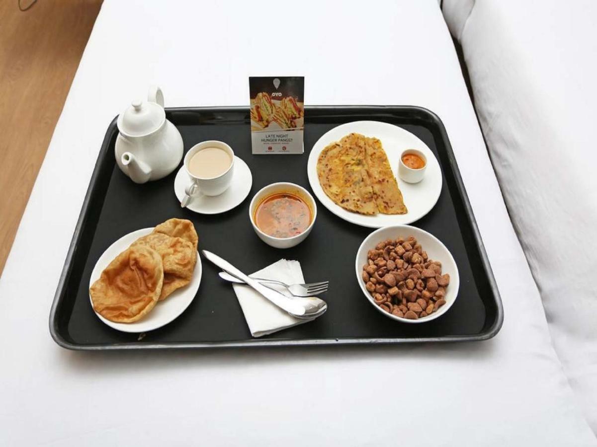 Oyo 23546 Pushpak Hotel ดาร์จีลิง ภายนอก รูปภาพ